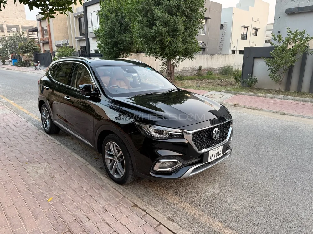 MG HS 2023 for Sale in Lahore MG HS 2023 for Sale in Lahore Image-4