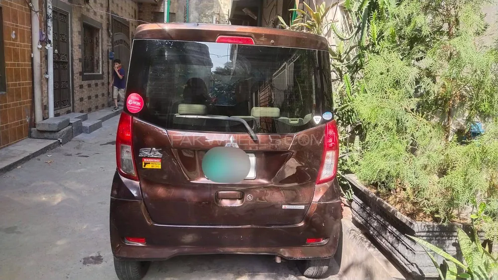 Mitsubishi Ek Wagon 2018 for Sale in Lahore Mitsubishi Ek Wagon 2018 for Sale in Lahore Image-10