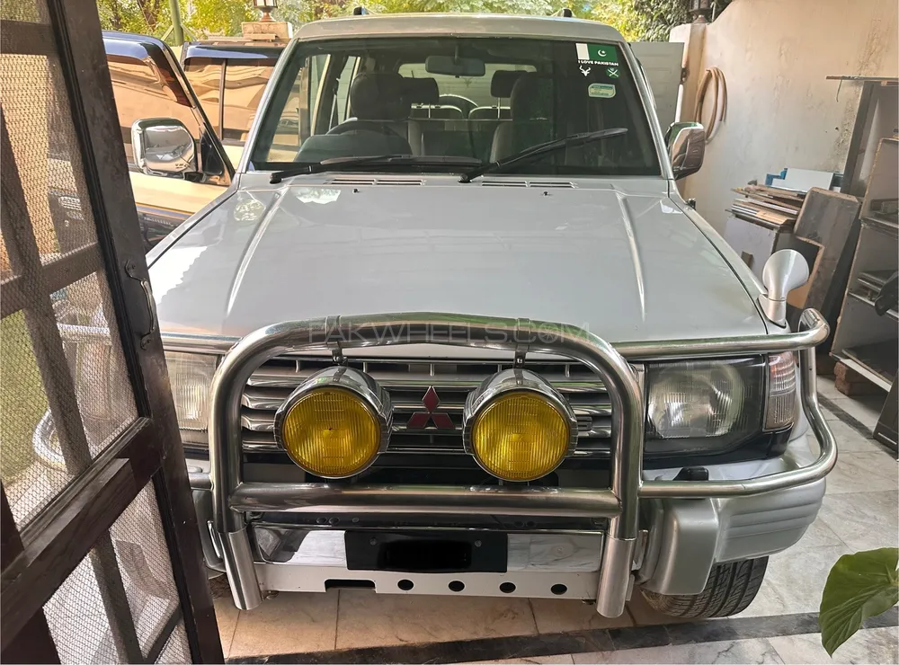 مٹسوبیشی پجیرو 1993 for Sale in اسلام آباد مٹسوبیشی پجیرو 1993 for Sale in اسلام آباد Image-3