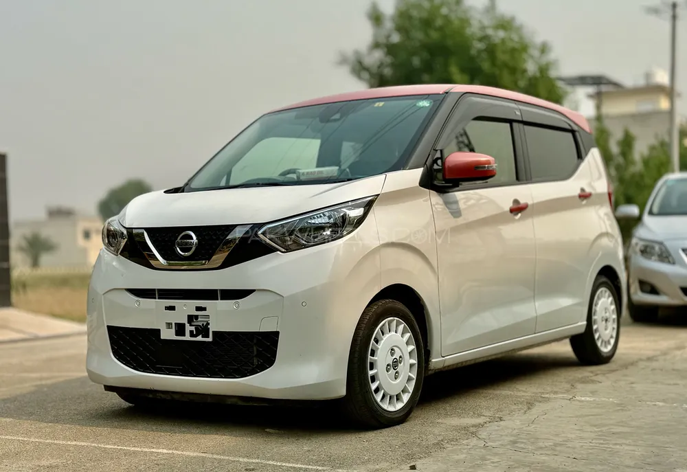 Nissan Dayz 2023 for Sale in Lahore Nissan Dayz 2023 for Sale in Lahore Image-2