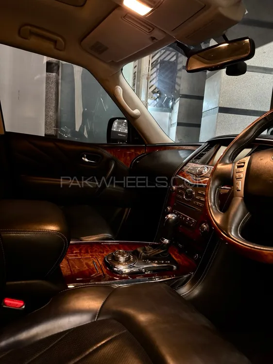Nissan Infinity 2016 for Sale in Karachi Nissan Infinity 2016 for Sale in Karachi Image-14