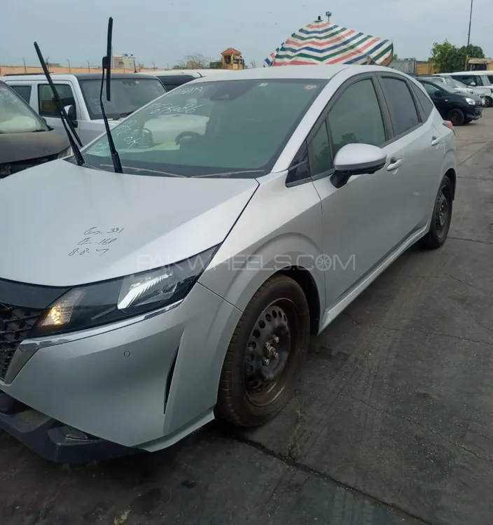 Nissan Note 2022 for Sale in Lahore Nissan Note 2022 for Sale in Lahore Image-5