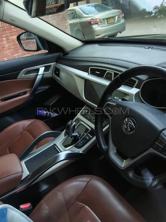Proton X70 2022 for Sale in Karachi Proton X70 2022 for Sale in Karachi Image-4