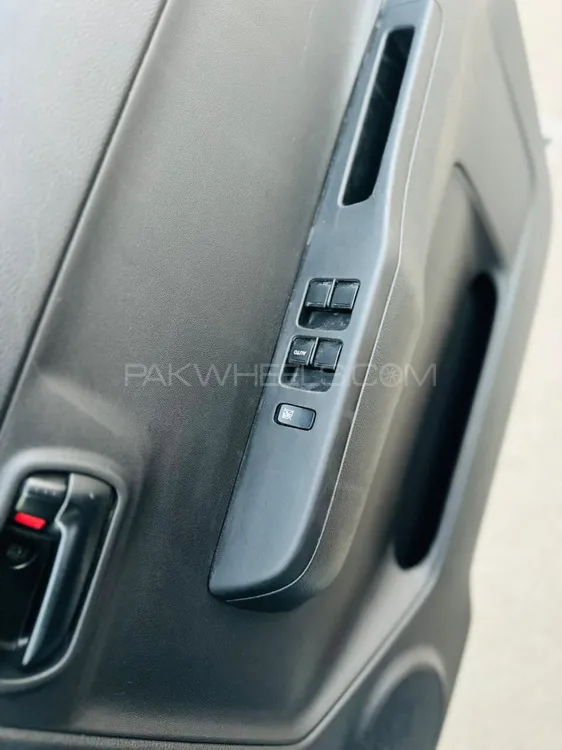 Suzuki Alto 2025 for Sale in Karachi Suzuki Alto 2025 for Sale in Karachi Image-11