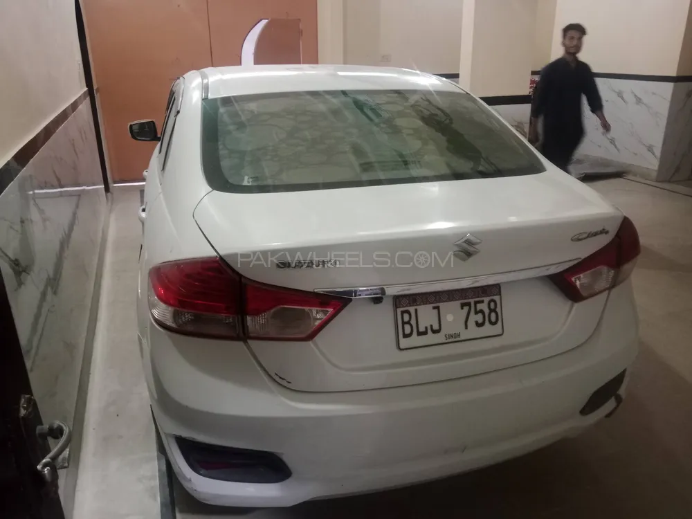 سوزوکی سیاز 2018 for Sale in کراچی سوزوکی سیاز 2018 for Sale in کراچی Image-3