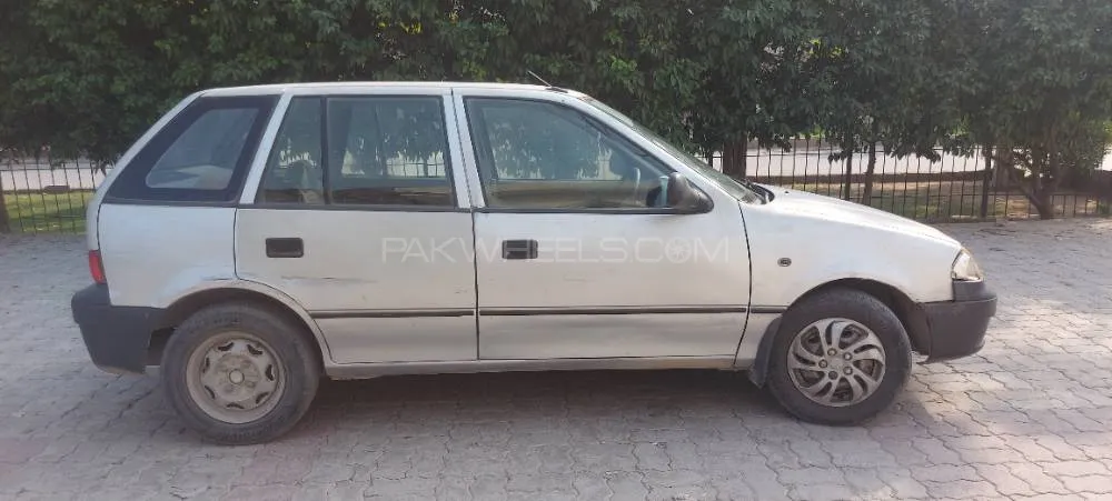 Suzuki Cultus 2003 for Sale in Peshawar Suzuki Cultus 2003 for Sale in Peshawar Image-4