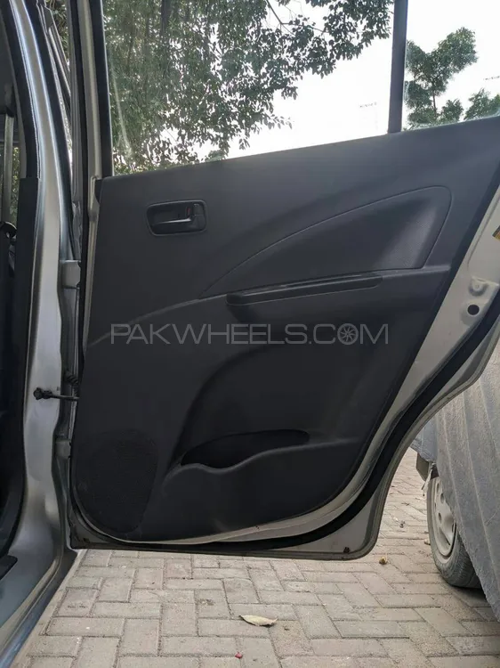 Suzuki Cultus 2020 for Sale in Karachi Suzuki Cultus 2020 for Sale in Karachi Image-4