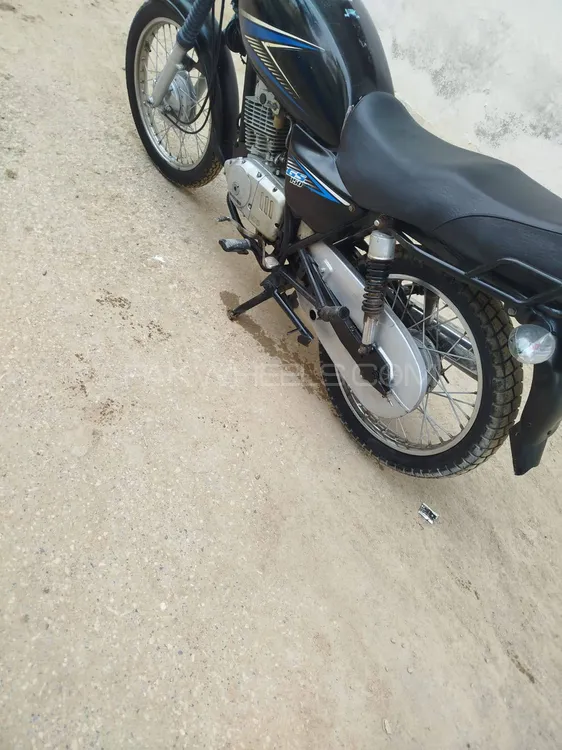 Suzuki GS 150 2013 for Sale Suzuki GS 150 2013 for Sale Image-4