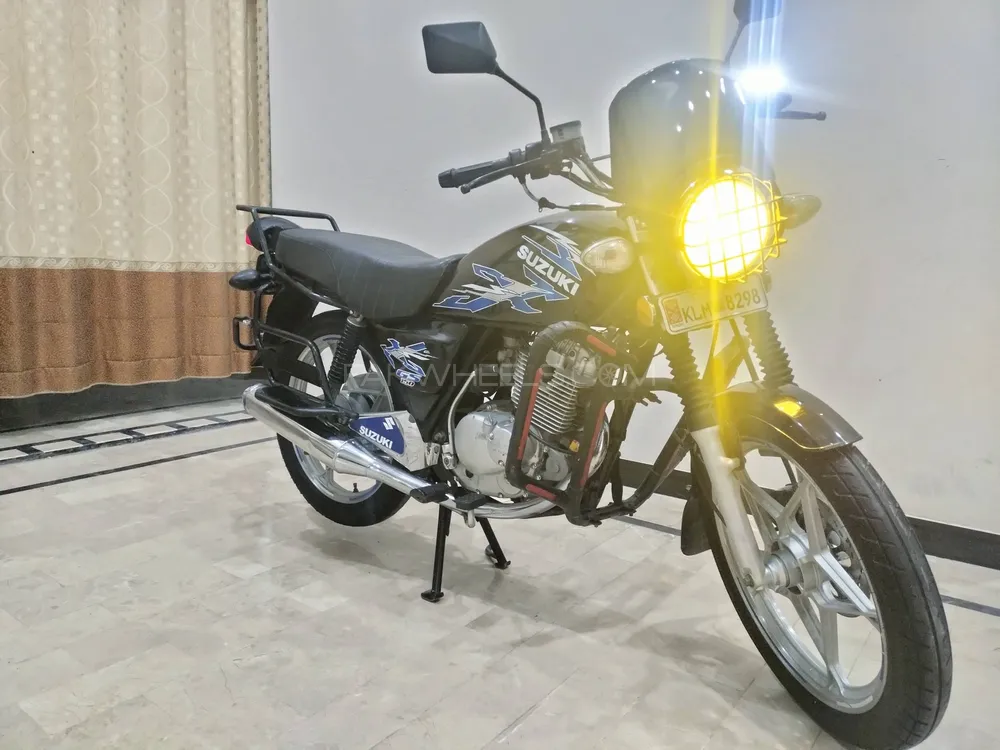 Suzuki GS 150 SE 2018 for Sale Suzuki GS 150 SE 2018 for Sale Image-8