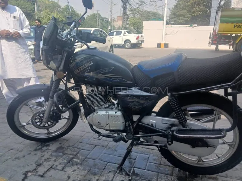 Suzuki GS 150 SE 2022 for Sale Suzuki GS 150 SE 2022 for Sale Image-3