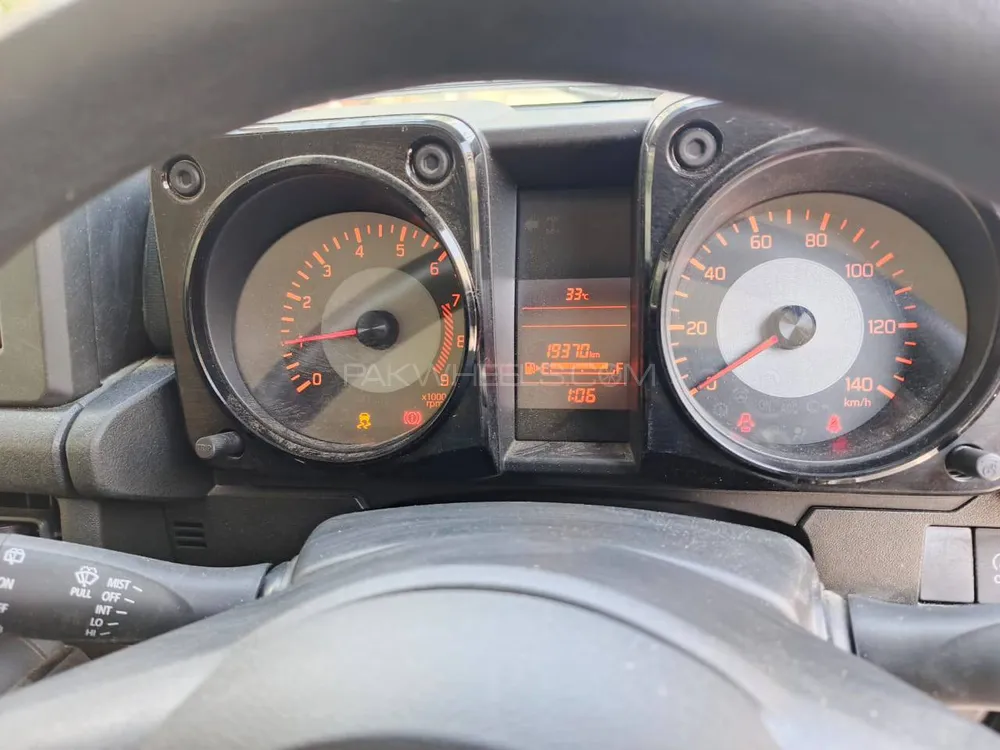 Suzuki Jimny 2023 for Sale in Karachi Suzuki Jimny 2023 for Sale in Karachi Image-9