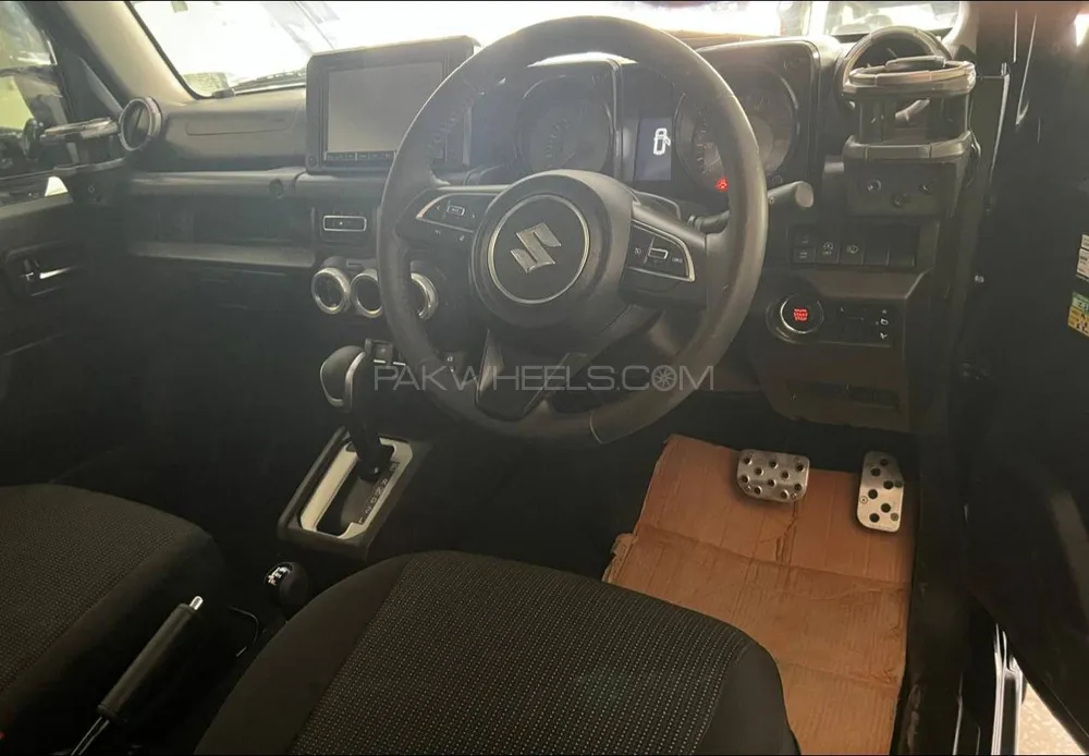 Suzuki Jimny 2023 for Sale in Karachi Suzuki Jimny 2023 for Sale in Karachi Image-6
