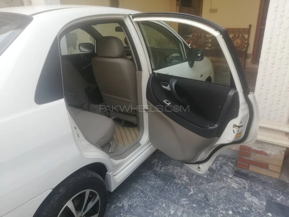 Suzuki Liana 2013 for Sale in Lahore Suzuki Liana 2013 for Sale in Lahore Image-10