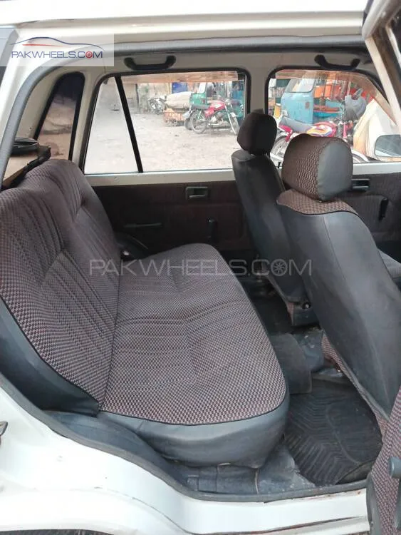Suzuki Mehran 2010 for Sale in Peshawar Suzuki Mehran 2010 for Sale in Peshawar Image-13