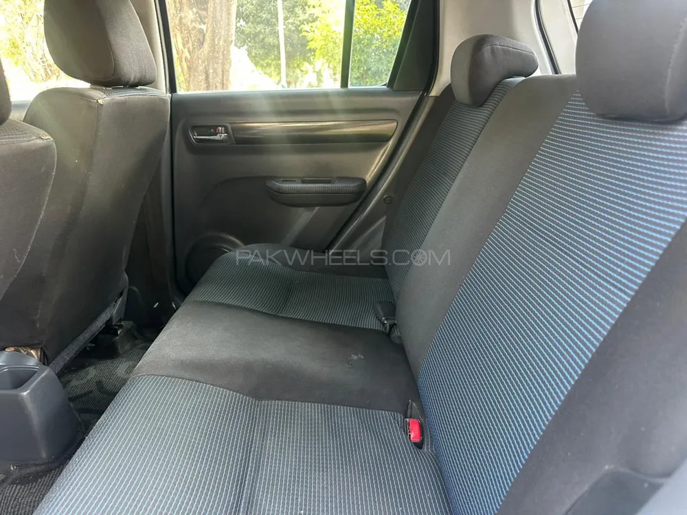 Suzuki Swift 2013 for Sale in Islamabad Suzuki Swift 2013 for Sale in Islamabad Image-5