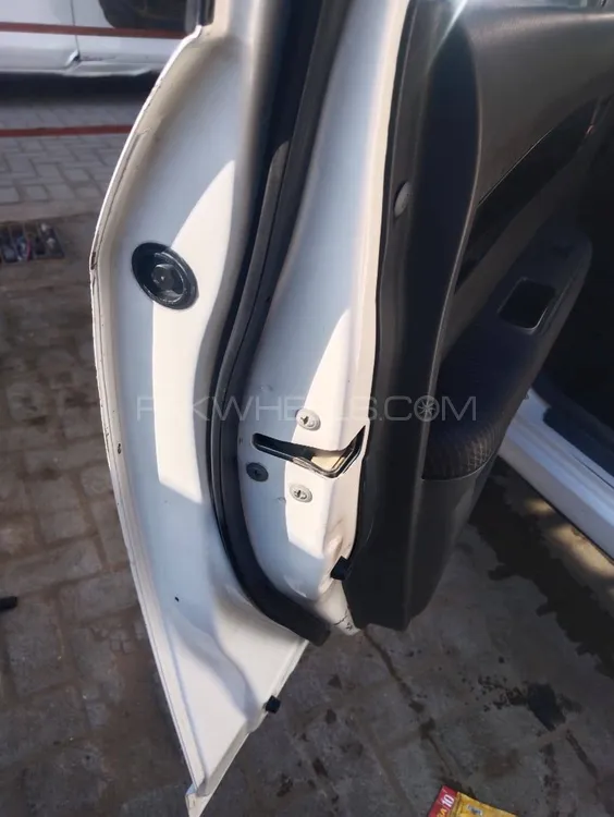 Suzuki Swift 2015 for Sale in Karachi Suzuki Swift 2015 for Sale in Karachi Image-18