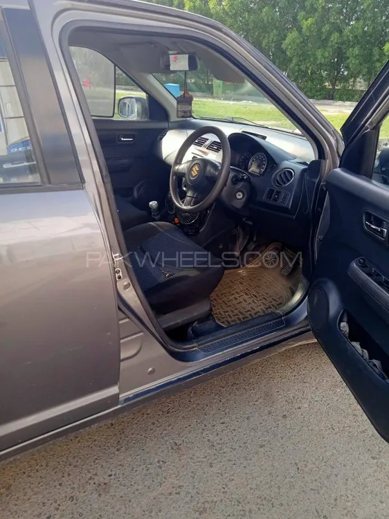 Suzuki Swift 2012 for Sale in Okara Suzuki Swift 2012 for Sale in Okara Image-5