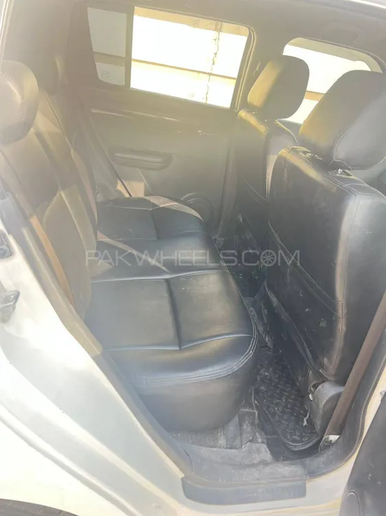 Suzuki Swift 2017 for Sale in Multan Suzuki Swift 2017 for Sale in Multan Image-8