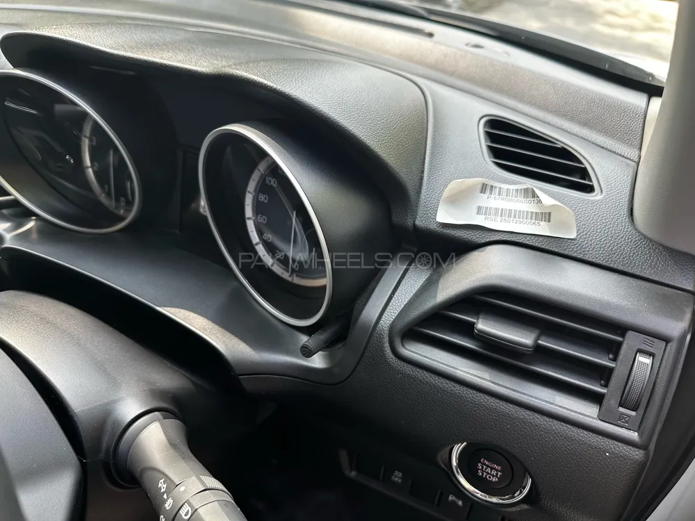 Suzuki Swift 2025 for Sale in Islamabad Suzuki Swift 2025 for Sale in Islamabad Image-10