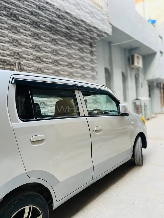Suzuki Wagon R 2017 for Sale in Gujranwala Suzuki Wagon R 2017 for Sale in Gujranwala Image-3