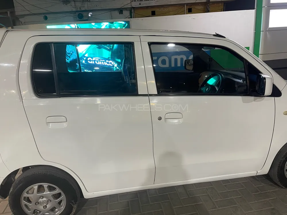 Suzuki Wagon R 2022 for Sale in Multan Suzuki Wagon R 2022 for Sale in Multan Image-5