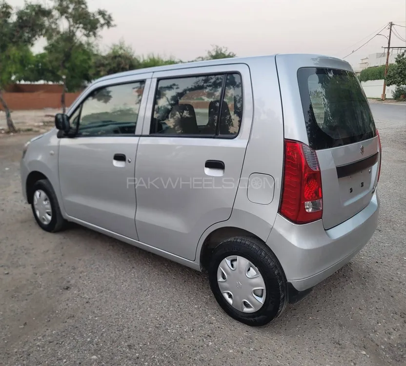 Suzuki Wagon R 2018 for Sale in Karachi Suzuki Wagon R 2018 for Sale in Karachi Image-5