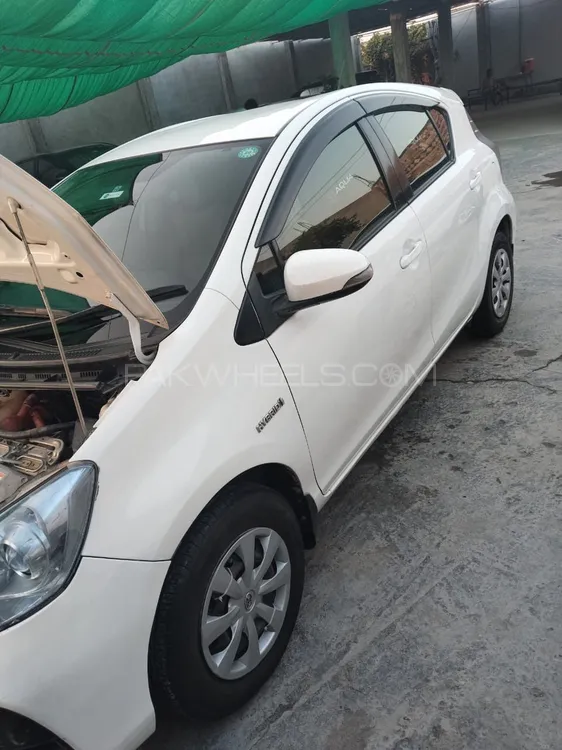 Toyota Aqua 2014 for Sale in Peshawar Toyota Aqua 2014 for Sale in Peshawar Image-8