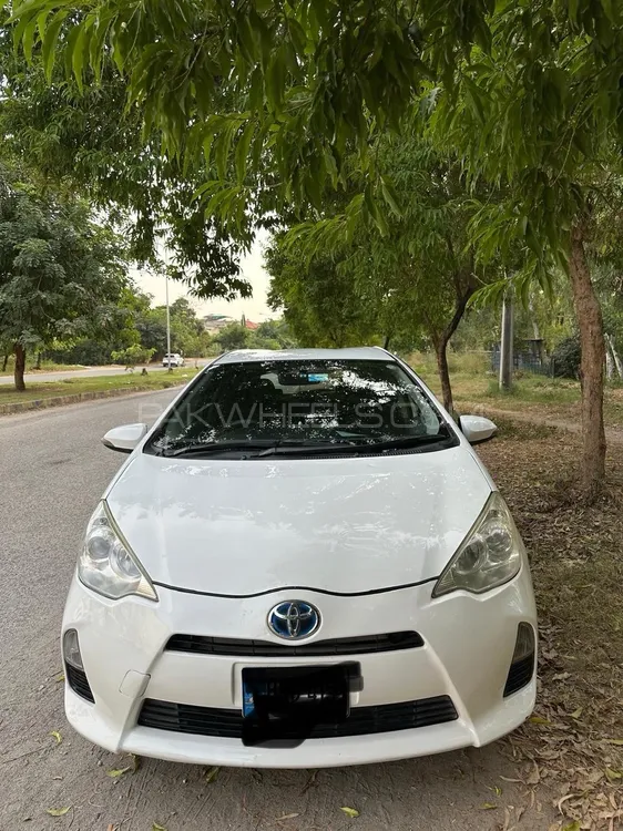 Toyota Aqua 2013 for Sale in Islamabad Image-1