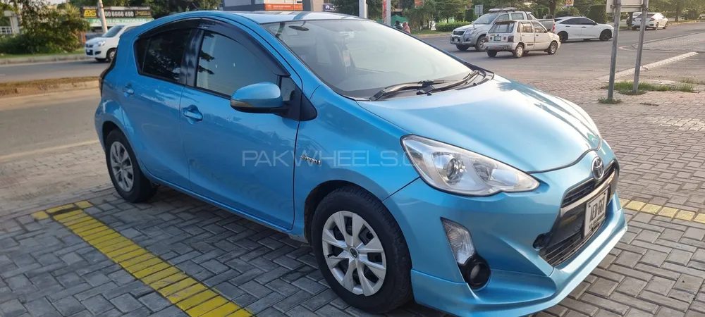 Toyota Aqua 2013 for Sale in Lahore Toyota Aqua 2013 for Sale in Lahore Image-2