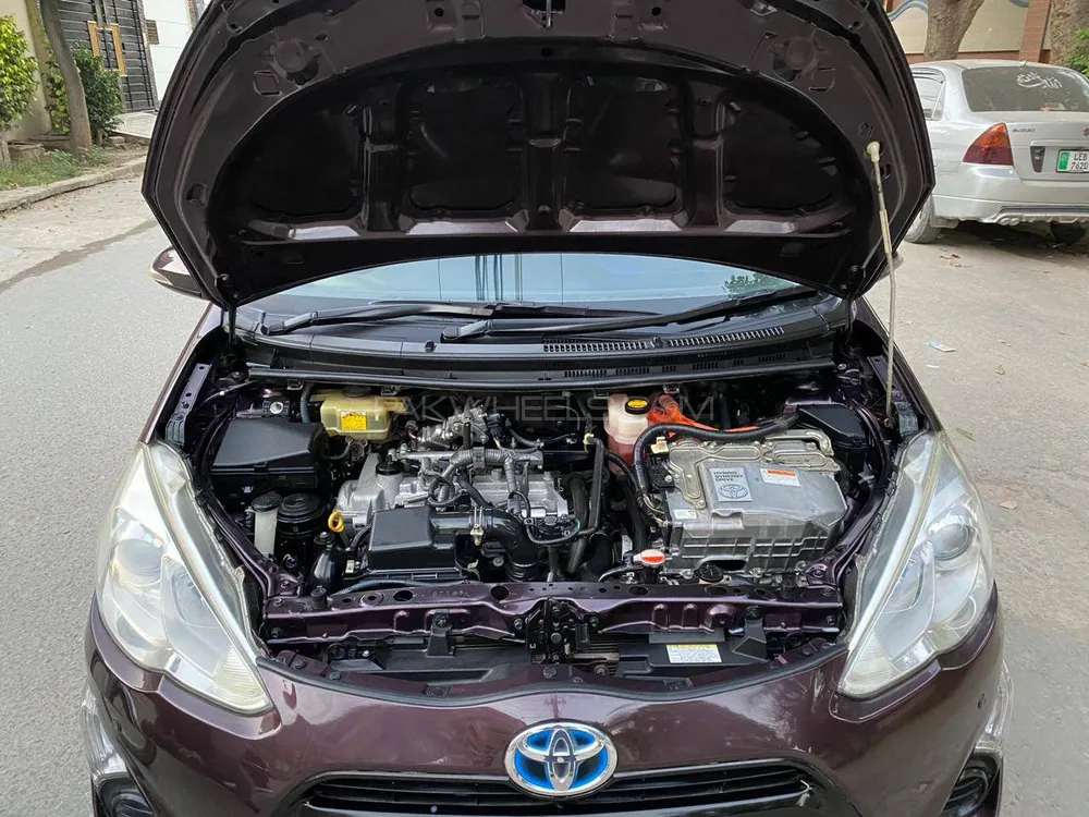 Toyota Aqua 2015 for Sale in Lahore Toyota Aqua 2015 for Sale in Lahore Image-8