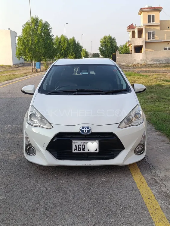 Toyota Aqua 2016 for Sale in Jhelum Toyota Aqua 2016 for Sale in Jhelum Image-1