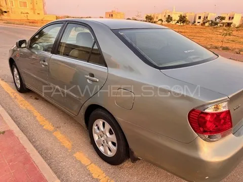 Toyota Camry 2004 for Sale in Karachi Toyota Camry 2004 for Sale in Karachi Image-4