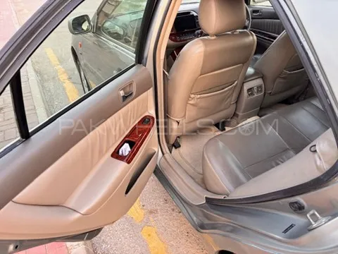 Toyota Camry 2004 for Sale in Karachi Toyota Camry 2004 for Sale in Karachi Image-12