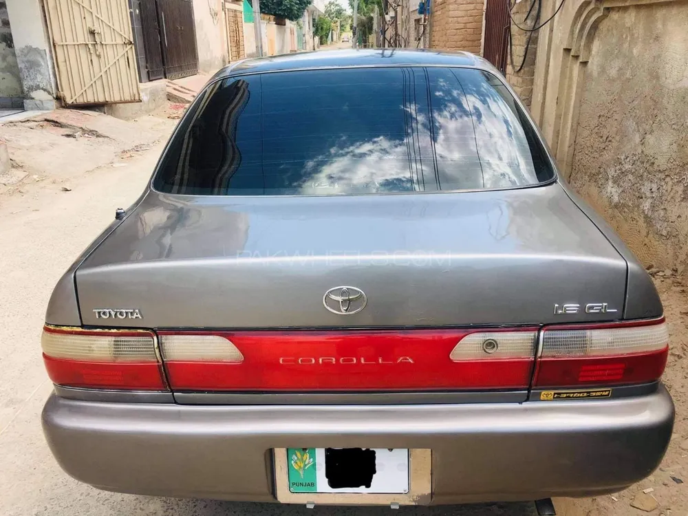 Toyota Corolla 2000 for Sale in Shahpur Saddar Toyota Corolla 2000 for Sale in Shahpur Saddar Image-6