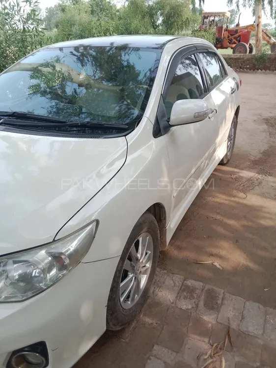 Toyota Corolla 2013 for Sale in Depal pur Toyota Corolla 2013 for Sale in Depal pur Image-3