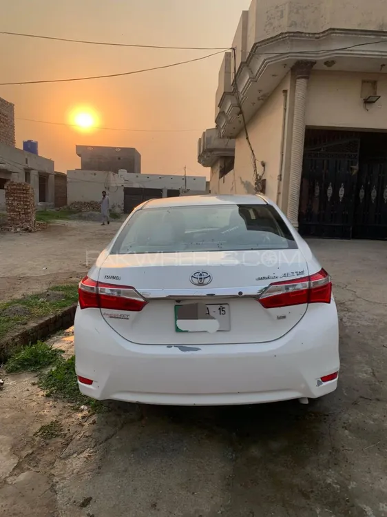 Toyota Corolla 2015 for Sale in Lahore Toyota Corolla 2015 for Sale in Lahore Image-3