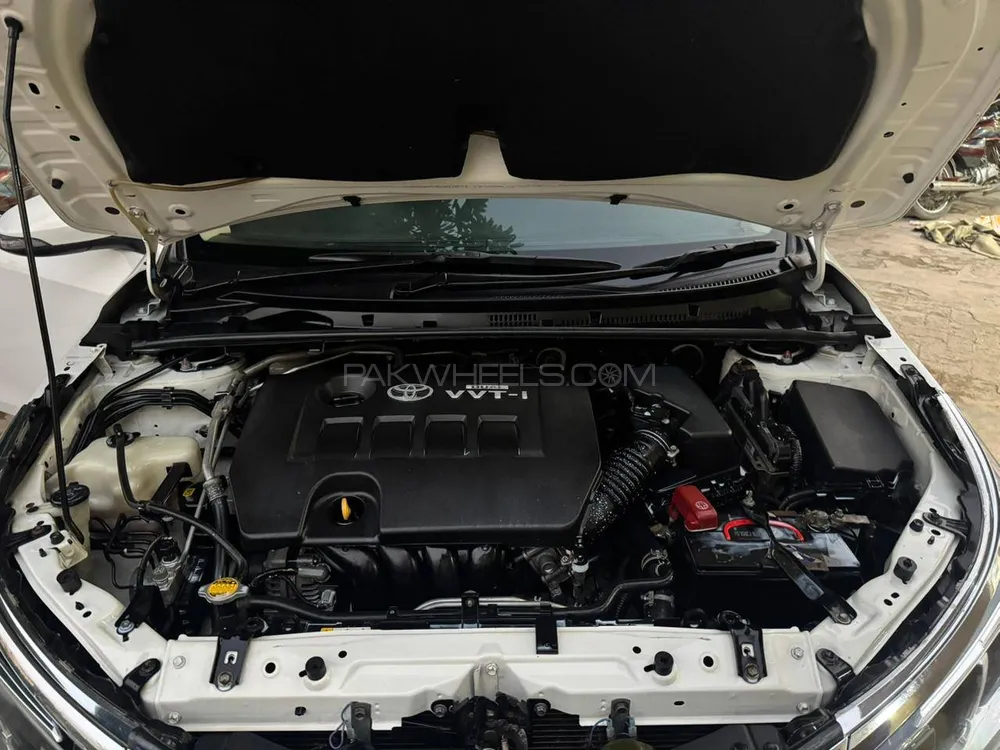 Toyota Corolla 2018 for Sale in Lahore Toyota Corolla 2018 for Sale in Lahore Image-16
