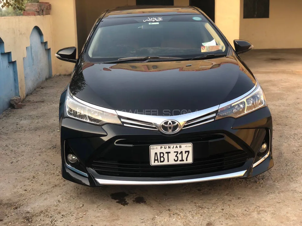 Toyota Corolla 2018 for Sale in Mandi bahauddin Toyota Corolla 2018 for Sale in Mandi bahauddin Image-3