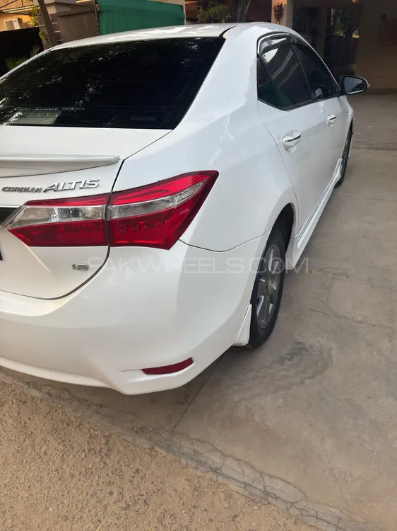 Toyota Corolla 2016 for Sale in Jamshoro Toyota Corolla 2016 for Sale in Jamshoro Image-7