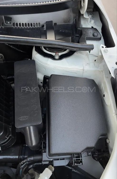 Toyota Corolla 2016 for Sale in Islamabad Toyota Corolla 2016 for Sale in Islamabad Image-13