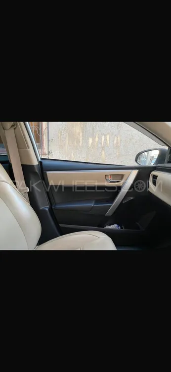 Toyota Corolla 2017 for Sale in Karachi Toyota Corolla 2017 for Sale in Karachi Image-5