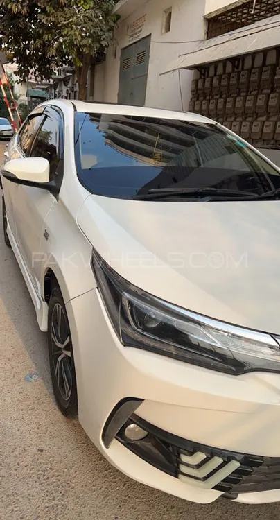 Toyota Corolla 2018 for Sale in Karachi Toyota Corolla 2018 for Sale in Karachi Image-10