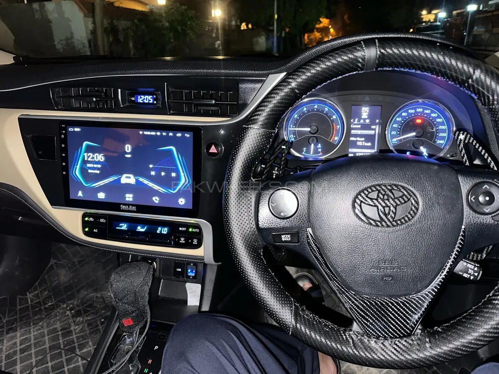 Toyota Corolla 2018 for Sale in Lahore Toyota Corolla 2018 for Sale in Lahore Image-10