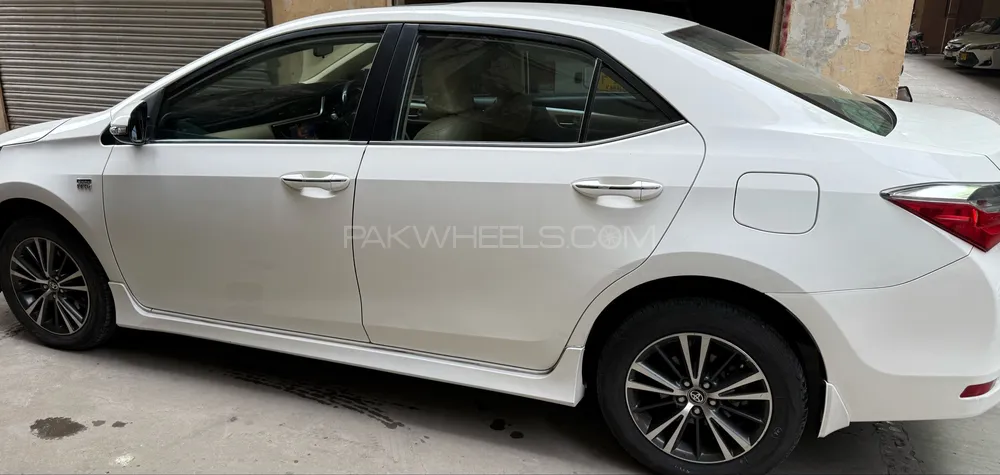 Toyota Corolla 2019 for Sale in Karachi Toyota Corolla 2019 for Sale in Karachi Image-2