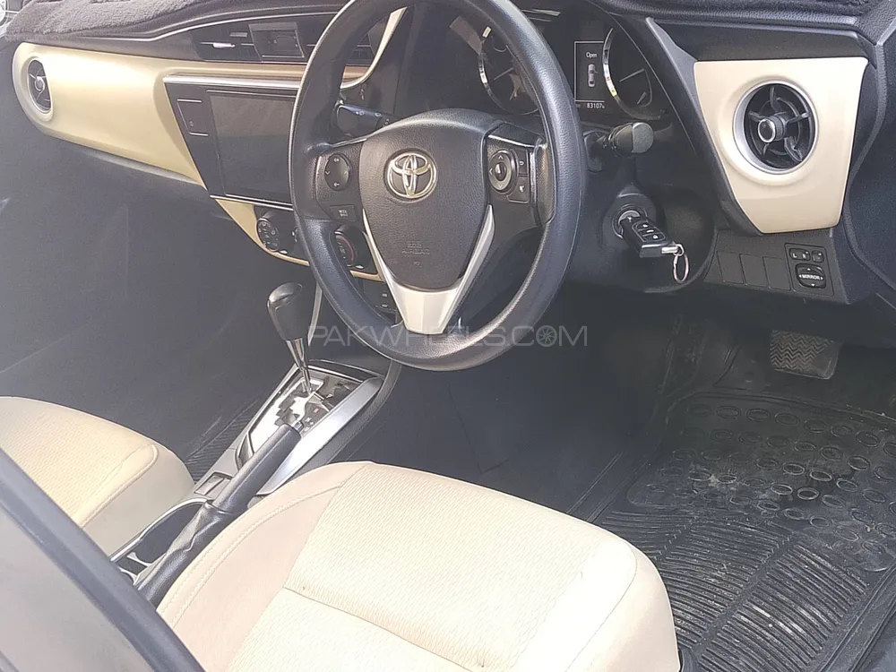 Toyota Corolla 2019 for Sale in Peshawar Toyota Corolla 2019 for Sale in Peshawar Image-4