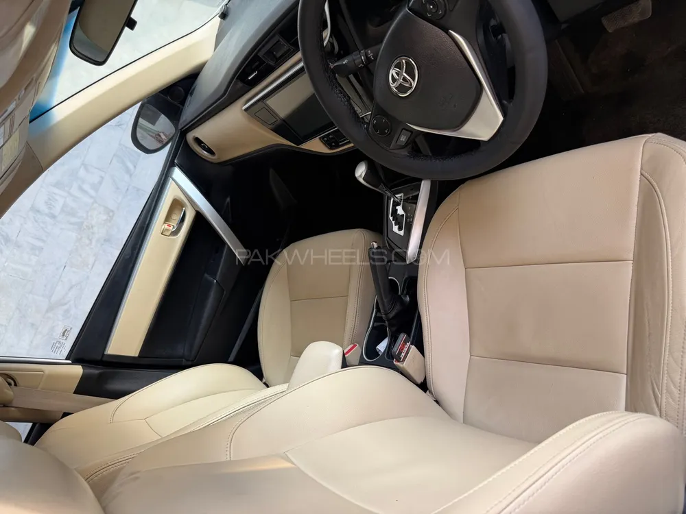 Toyota Corolla 2020 for Sale in Faisalabad Toyota Corolla 2020 for Sale in Faisalabad Image-6
