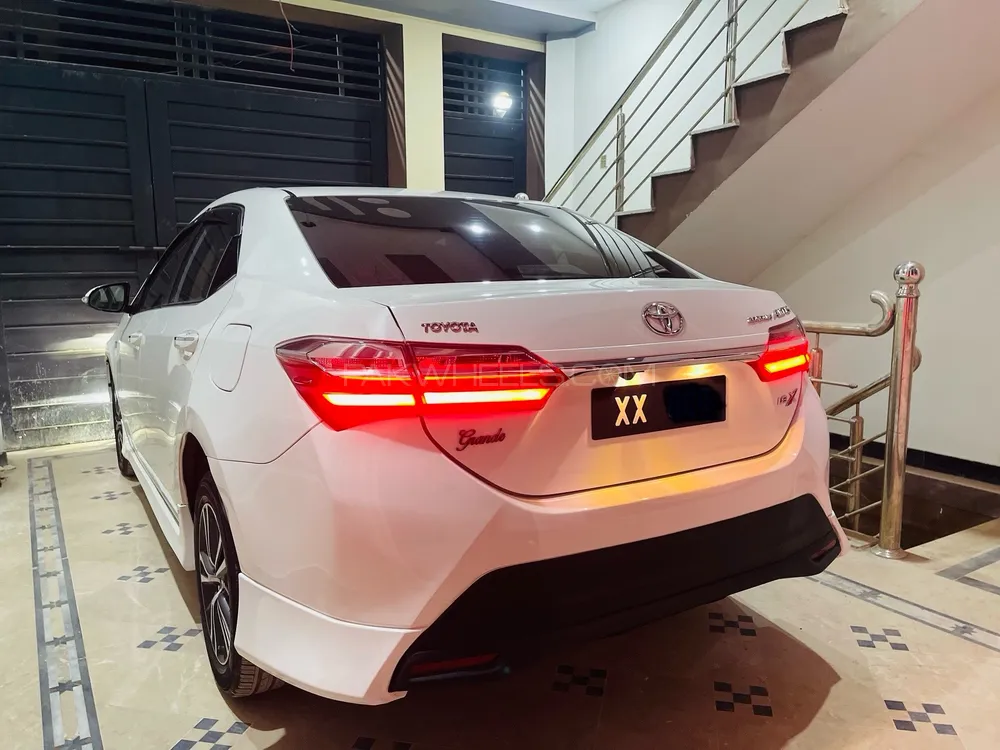 Toyota Corolla 2021 for Sale in Peshawar Toyota Corolla 2021 for Sale in Peshawar Image-10