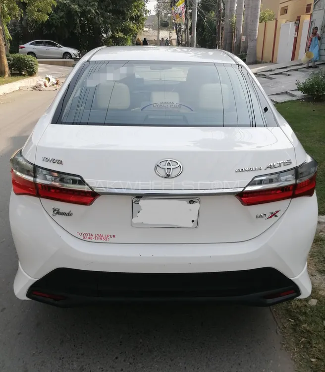 Toyota Corolla 2022 for Sale in Lahore Toyota Corolla 2022 for Sale in Lahore Image-15