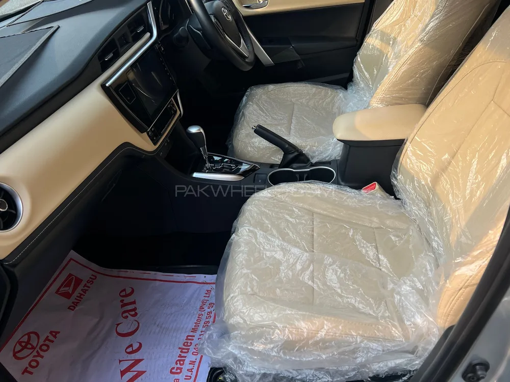 Toyota Corolla 2025 for Sale in Lahore Toyota Corolla 2025 for Sale in Lahore Image-9