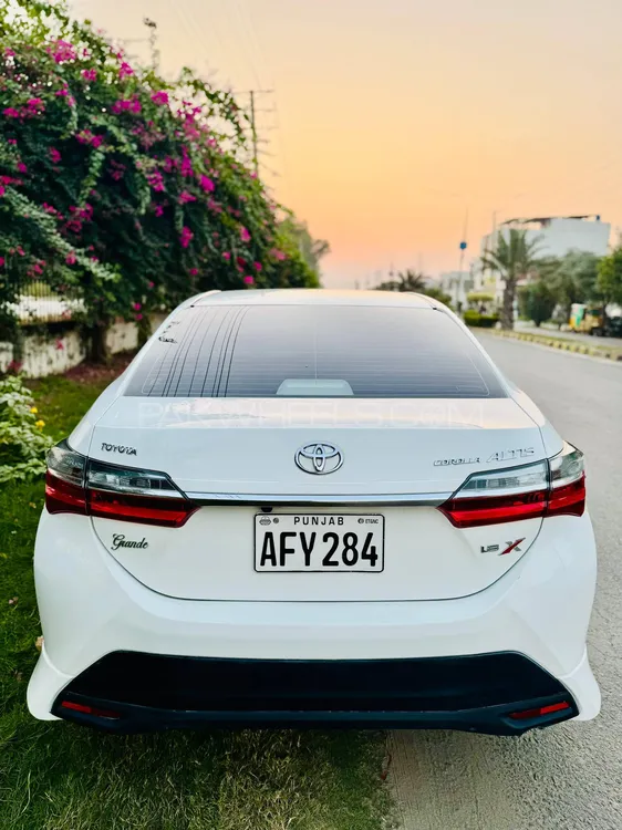 Toyota Corolla 2021 for Sale in Gujranwala Toyota Corolla 2021 for Sale in Gujranwala Image-9
